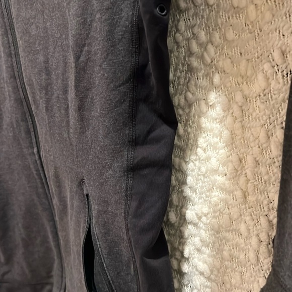 Dri-Fit Dark Gray Hoodie Woman’s - Picture 7 of 7